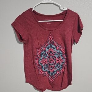 Lucky Brand Red Short-Sleeve Scoop Neck Tee with Medallion Graphic